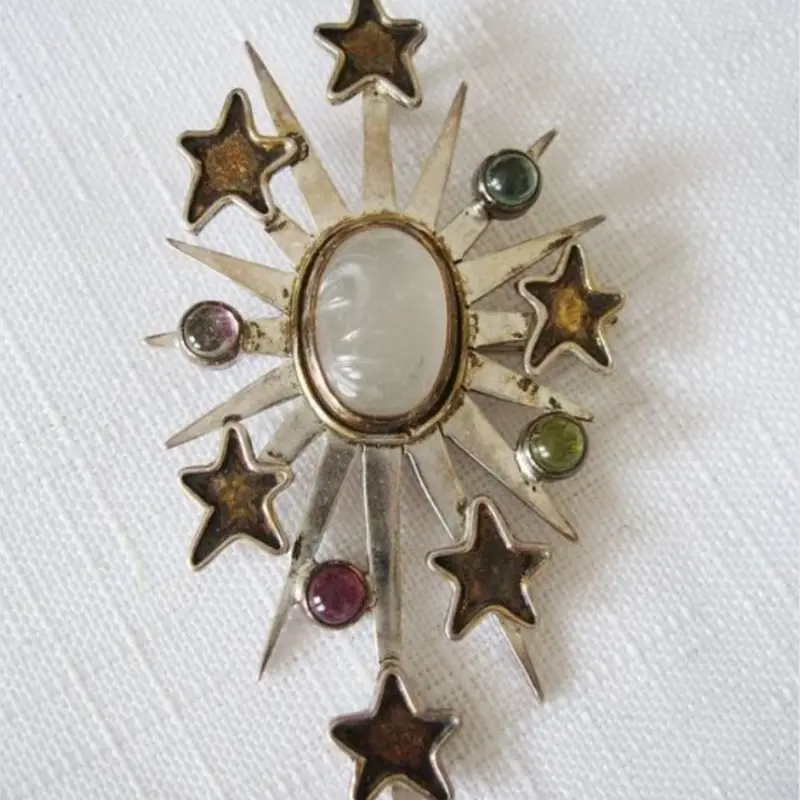 Vintage Brooch with Irregular Shape Design, Central Oval Artificial Zircon, Star-Shaped Decorations, Suitable for Various Occasions, Alloy Brooch Pin, Elegant Brooch