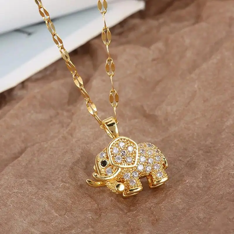 Elephant Pendant Necklace for Women, Gold Charm Necklace with Sparkling Rhinestone Design, Cute Dainty Jewelry for Everyday Wear, Minimalist Fashion Necklace Gift for Her