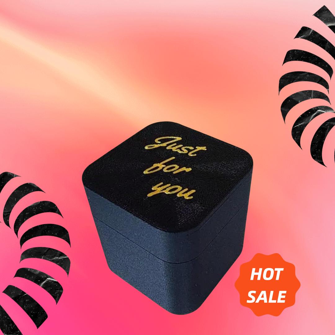 Middle Finger Design Gift Box Just for You Letter Pattern Surprise Romantic Gift Box, 1 Count Creative Gift Box, Funny Desktop Ornament, Party Gift for Friends & Family, Party Favors Assortment, Home Decor Gift