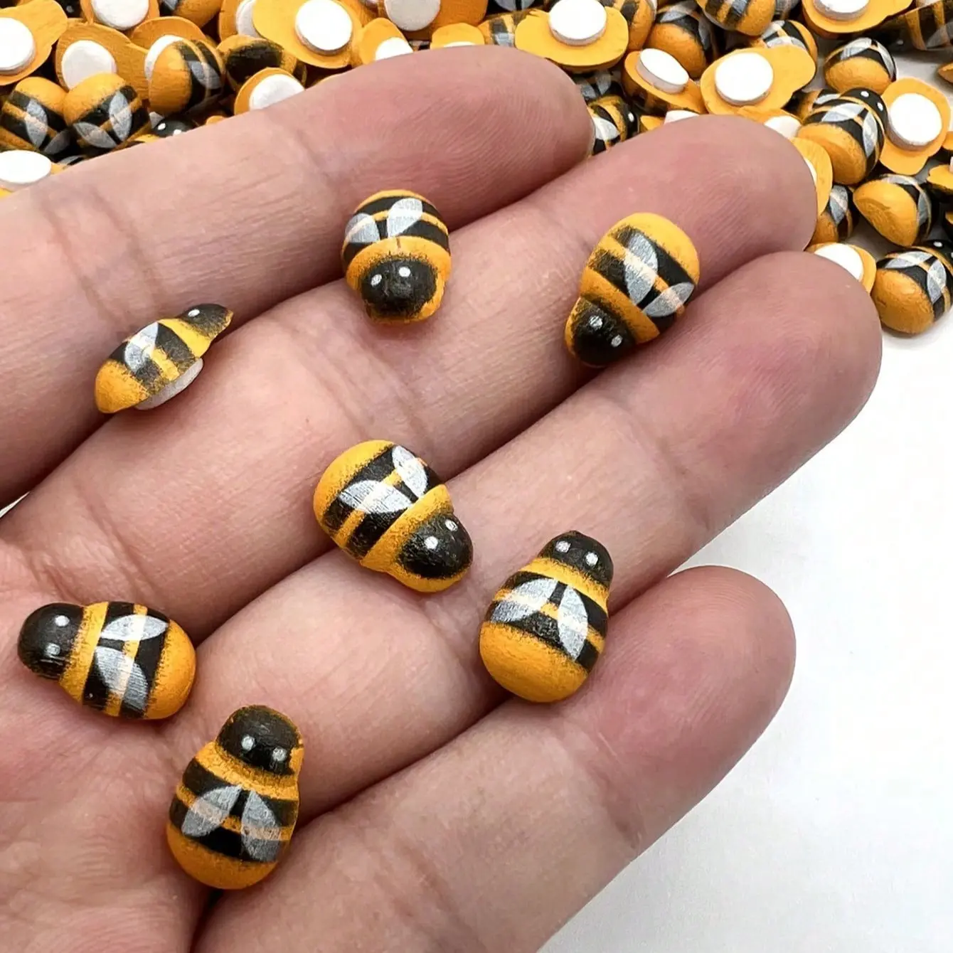 50/30 pcs Mini Wooden Bee Decorations - Self-Adhesive, White With Black Striped Wings, Suitable For Scrapbooking, Parties, Home Wreaths, DIY Projects, Gift, Classic Bee Design, Wooden Texture, Room Decor
