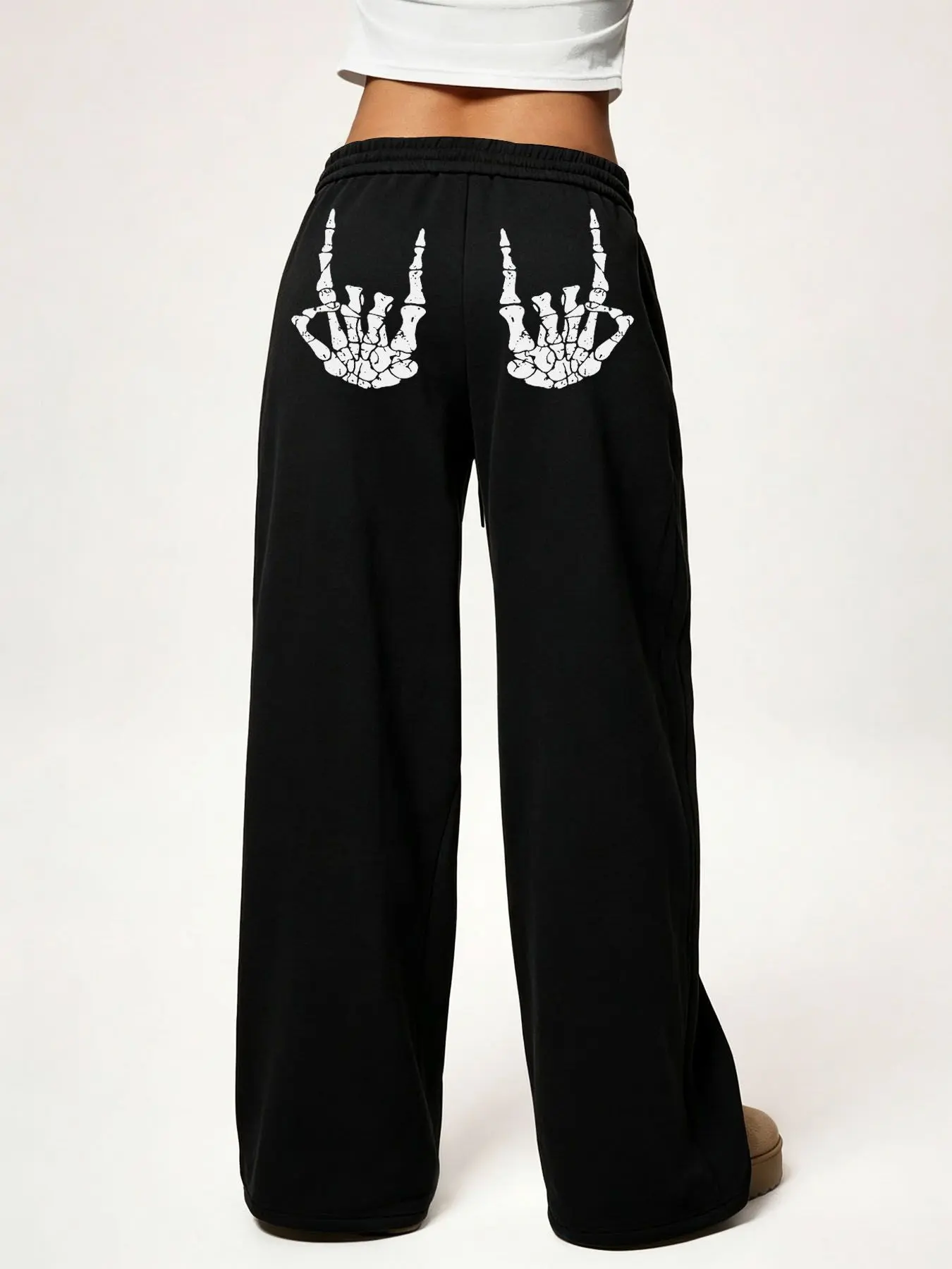 Sweatpants Women Y2K Gothic Black Skeleton Hand Graphic Wide Leg Pants for Unisex Streetwear Daily Wear