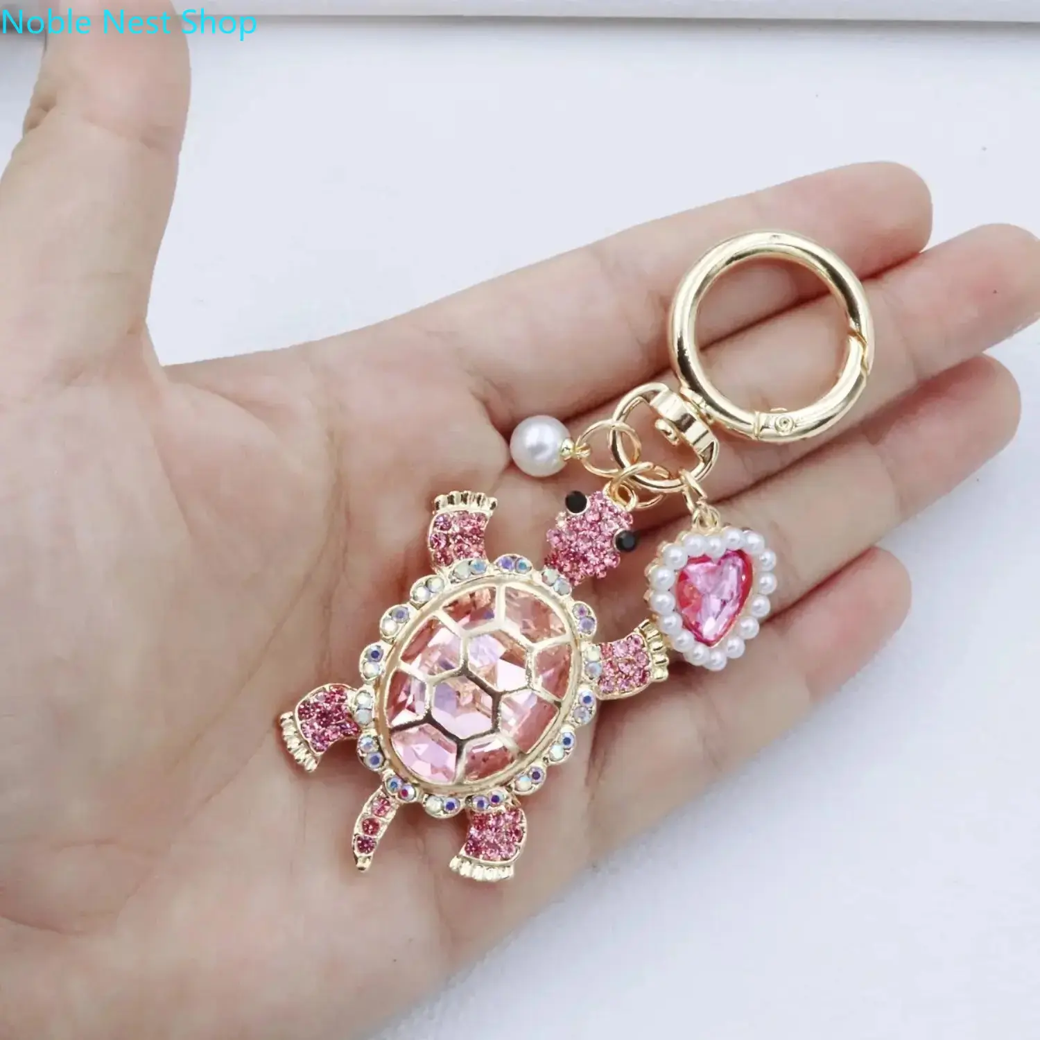 Ocean Style Turtle Keychain with Pearl Heart Detail, Cute Marine Animal Charm, Unisex Bag & Car Accessory, Trendy Practical Key Ring as Sweet Friendship Gifts