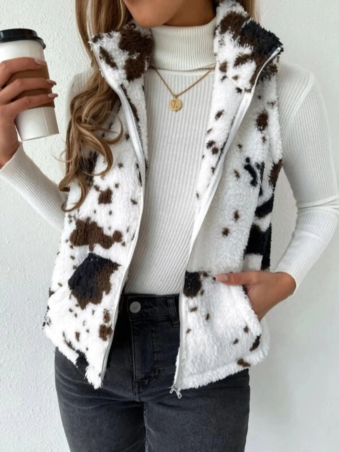 Women's Cow Print Zip Up Plush Gilet , Casual Pocket Collared High Neck Fit Vest Outerwear for Fall & Winter, Clothing Tops for Lady Daily Wear, Comfort Womenswear