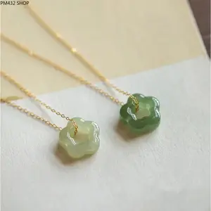 Natural Crystal Flower Pendant Necklace Green Gemstone Charm Necklace Amulet Adjustable Gold Chain for Daily Use, Christmas Gift, Gift for sister