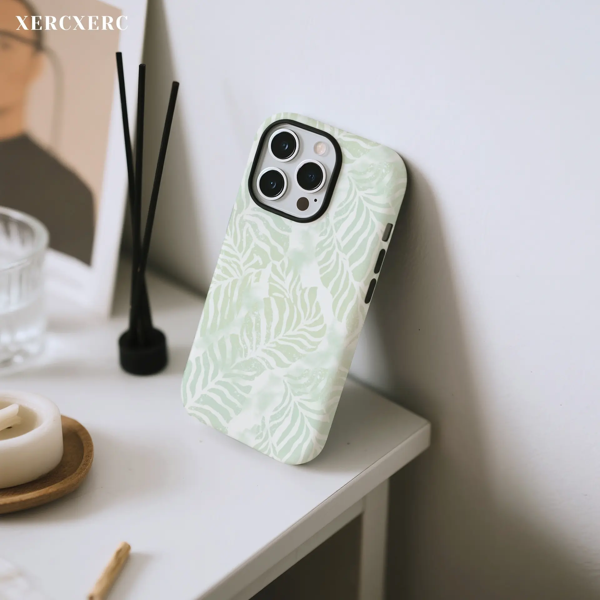 Light green palm leaf pattern two-in-one PC hard shell & TPU soft protective Magnetic phone case for iPhone 11 12 13 14 15 16 16e 17 Pro ProMax Air,Galaxy S23 S24 S25 A56 A55 A17 A16, scratch-resistant, shockproof, matching cases, funda para phone, ideal
