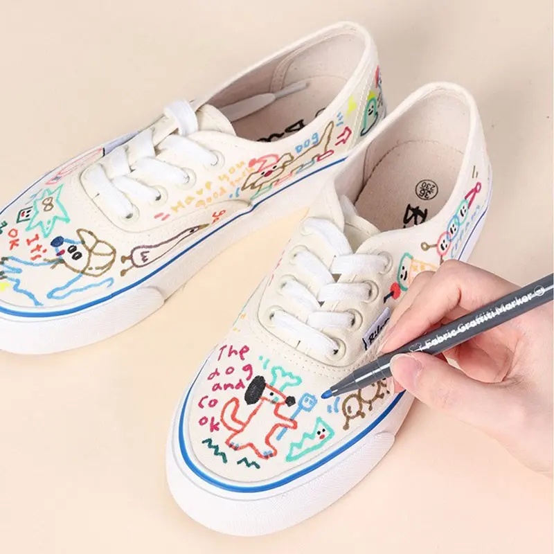 18 Color Fabric Paint Pens, Waterproof Non-Fading, DIY Sneakers & Clothing Stenciling Brushes, Perfect for Creative Projects