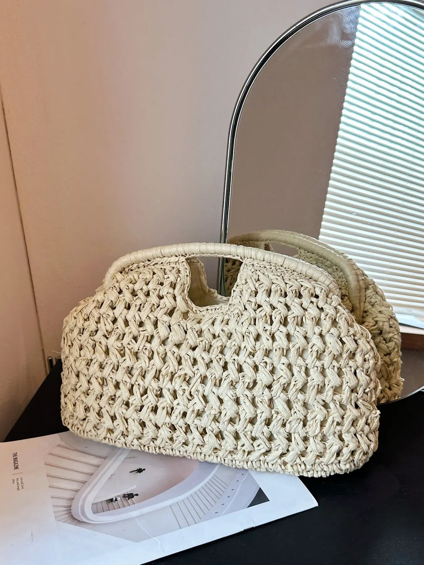 Solid Earth Tone Straw Basket Bag, Minimalist Design, Perfect for Spring Summer, Matches Dresses Shirts, Vintage Everyday Handbag