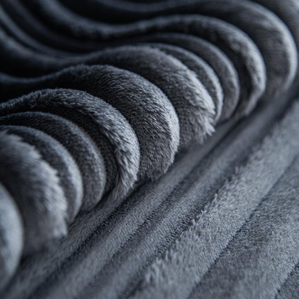 Solid Color Irregular Striped Sofa Cover, 1 Count Non-slip, Soft Comfortable Sofa Protector for Home Living Room Hotel Dormitory Sofa Couch Covers