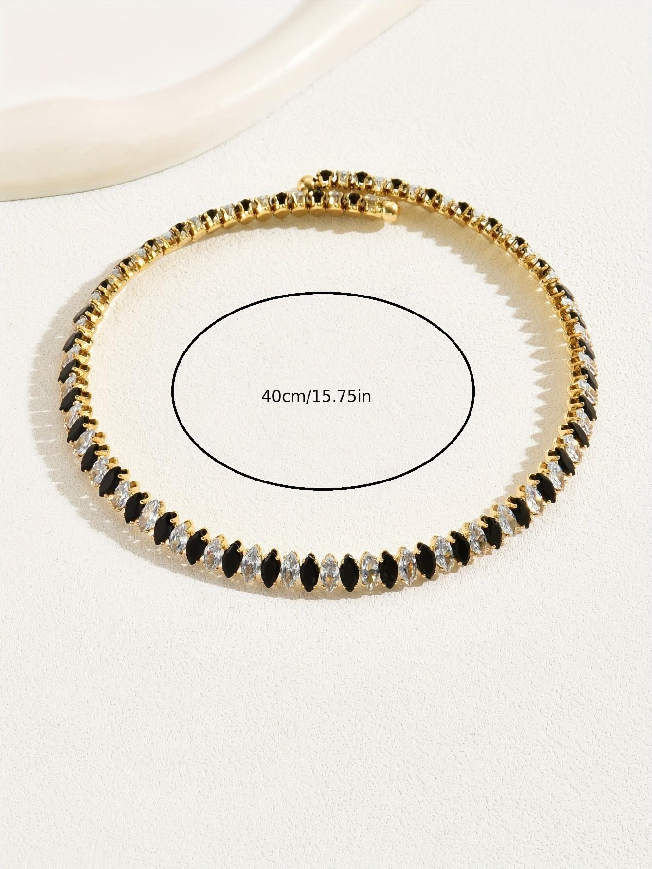 Women's Interlocking Rings Necklace - Features a luxurious copper chain with a transparent synthetic zirconia effect, paired with gold interlocking rings, suitable for weddings/parties/daily wear, comfortable and durable women's jewelry cross men's link