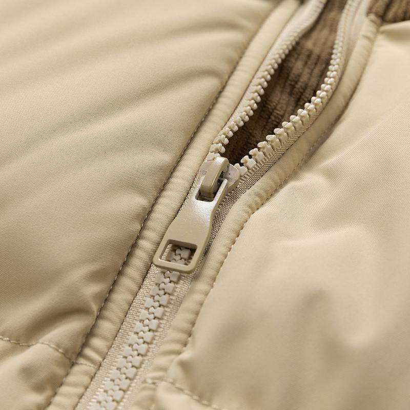 Modern Men's Cotton-Padded Coat: Mixed-Material Cut with Milano Italy Typography Graphic Print – A Sleek Warm Piece Merging Functional Design With Contemporary European Aesthetic Perfect for Daily Commutes Leisure Days or Cold-Weather Adventures