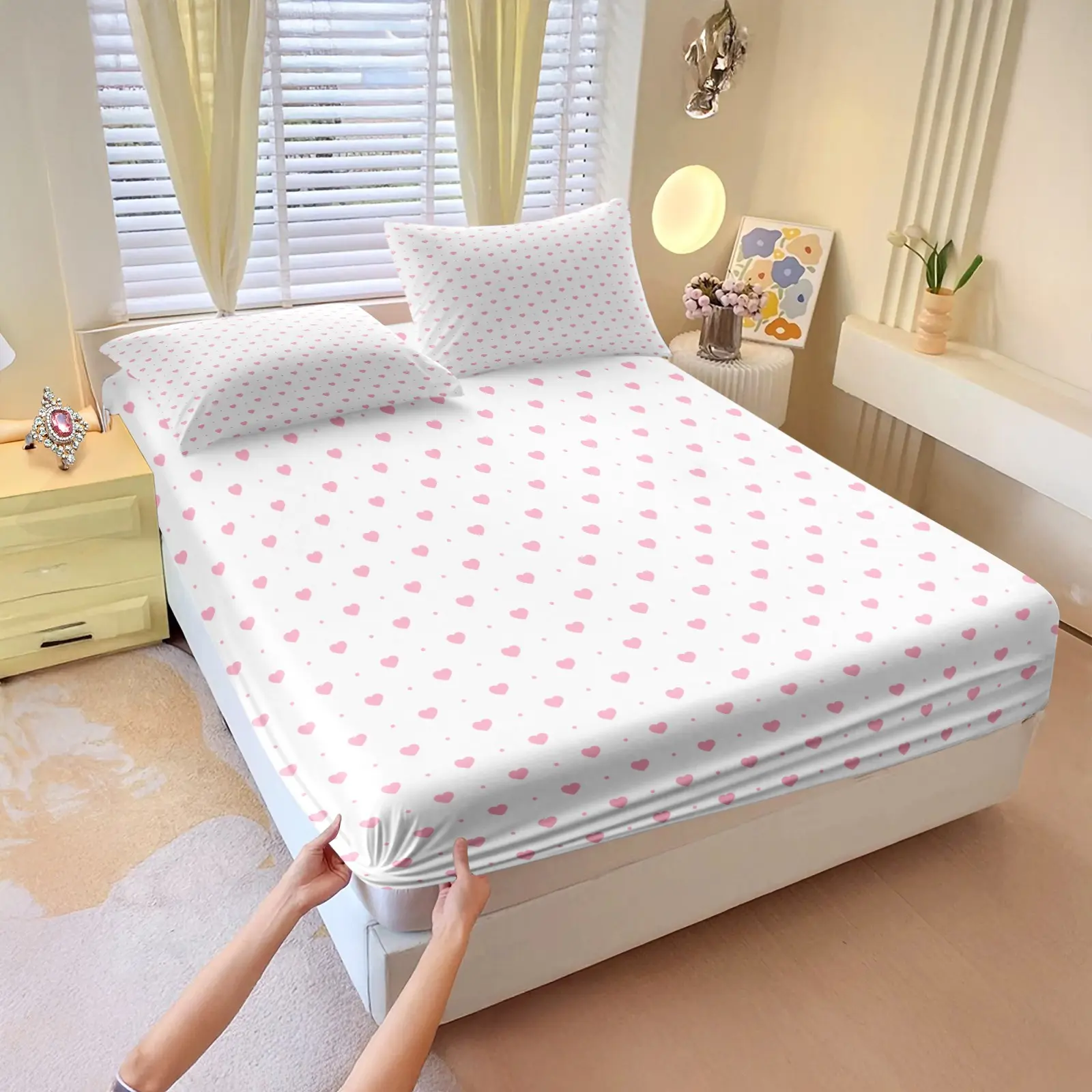 3PCS Minimal Light Pink Mini Heart White Fitted Sheet Set (1 Fitted Sheet + 2 Pillowcases, No Pillows Included),Soft Breathable Fabric,Deep Pocket Anti-Slip Design,HD Digital Printing,Korean Coquette All Season Bedding For Girls