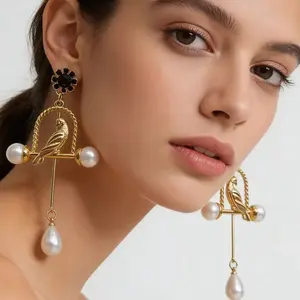 Stylish and elegant black diamond pearl birdcage long earrings, medieval high-end earrings, court style earrings