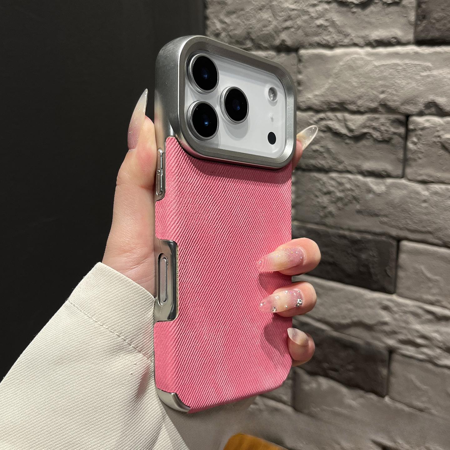 Retro Embossed Denim Pattern Phone Case for IP17ProMax IP16 Electroplated Silver Soft Case 15/14/13Pro Anti-Drop Protection Fashionable Durable Electroplated Silver Finish