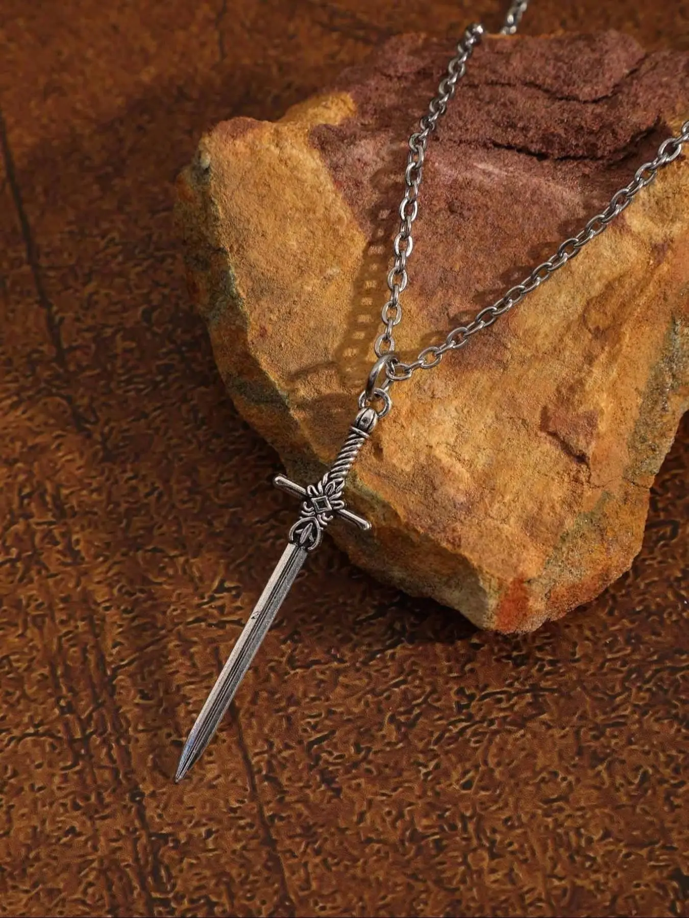 Gothic Sword Cross Necklace, Punk Cool Long Dagger Pendant, Vintage Silver Color Carving, Unisex Jewelry Gift, Halloween Costume Accessory, Alloy Pendant Necklace