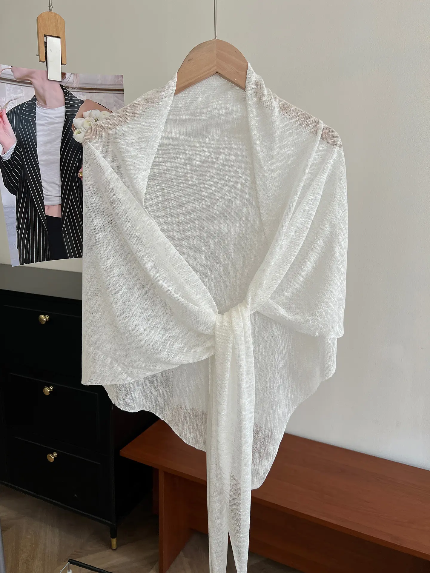 Women's Fashion Plain Triangle Scarf, Elegant Wrap Scarf, Multifunctional Shawl, Outdoor Versatile, Daily Commute, Sun Protection Beach Cover-Up, Fashion Neck Shawl
