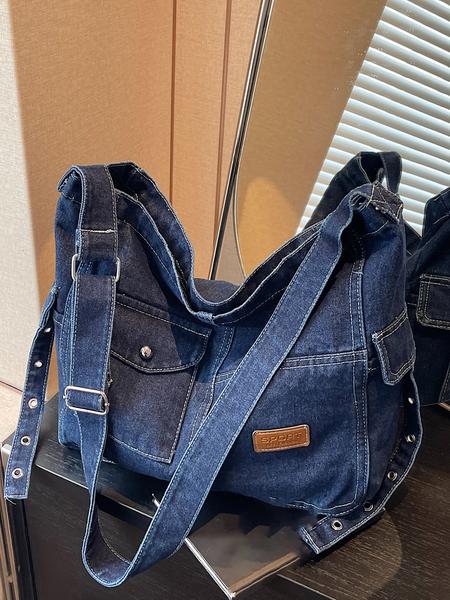 Simple retro denim shoulder bag, multi-pocket workwear style messenger bag, washed and distressed craftsmanship, retro casual messenger bag, Denim crossbody bags, suitable for daily commuting, shopping, outdoor travel, etc.