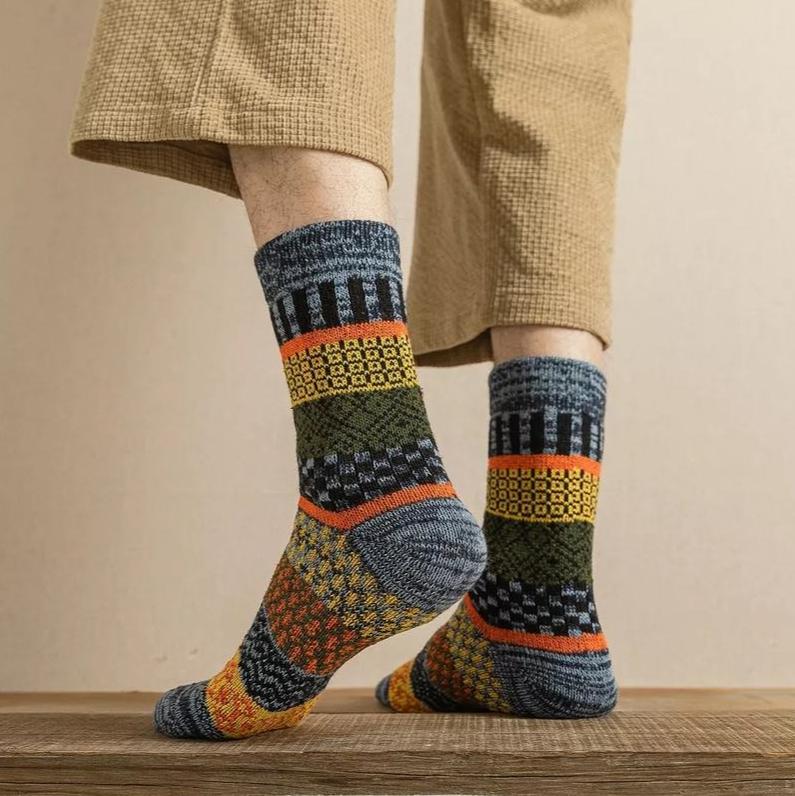 5-Pack Men’s Thick Wool Winter Socks - Retro Colorful - Perfect for Snow Boots EU 38-44