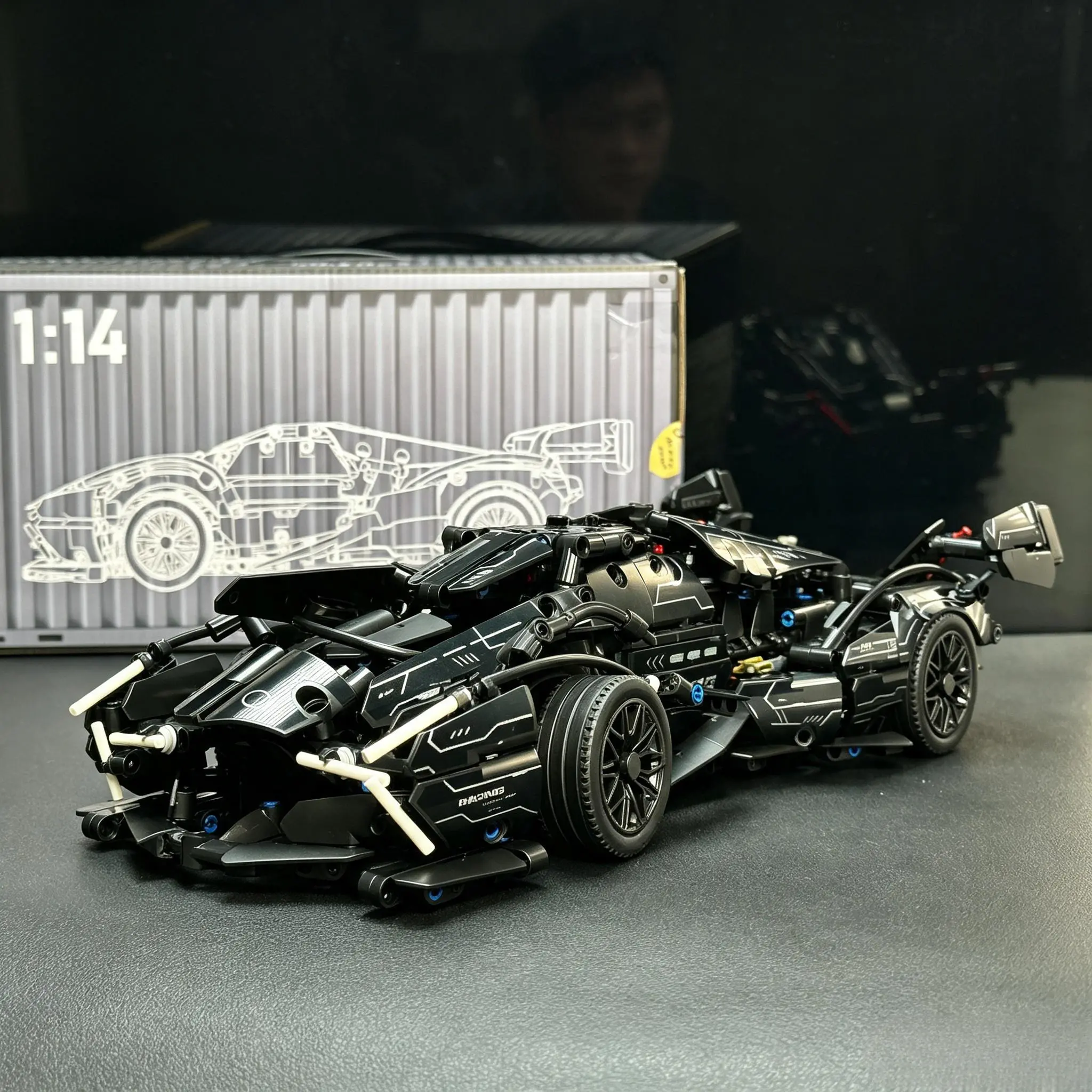 1:14 Highly Restored Black Cyberpunk V12 Sports Car Building Blocks Model Toys, Speed Race Car Bricks Kits, DIY Creative Collectible Construction Set, Desktop Ornament STEM Assembly Toy, Birthday Holiday Gifts for Boys Teens Men Adults