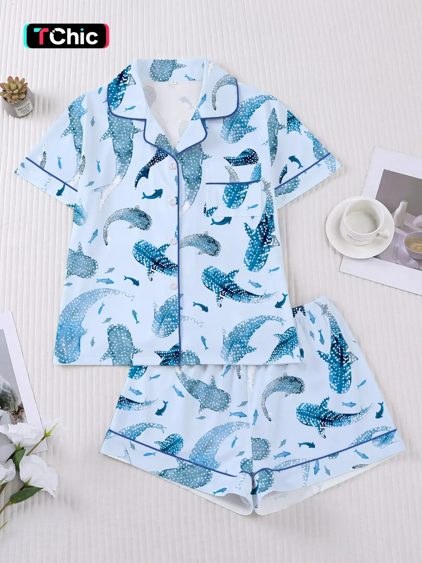 Women's 2-Piece Pajama Set Pyjamas, Shark Print Short Sleeve Button Shirt & Elastic Shorts, Elegant Fitted Sleepwear for All Seasons, Comfortable Home Loungewear