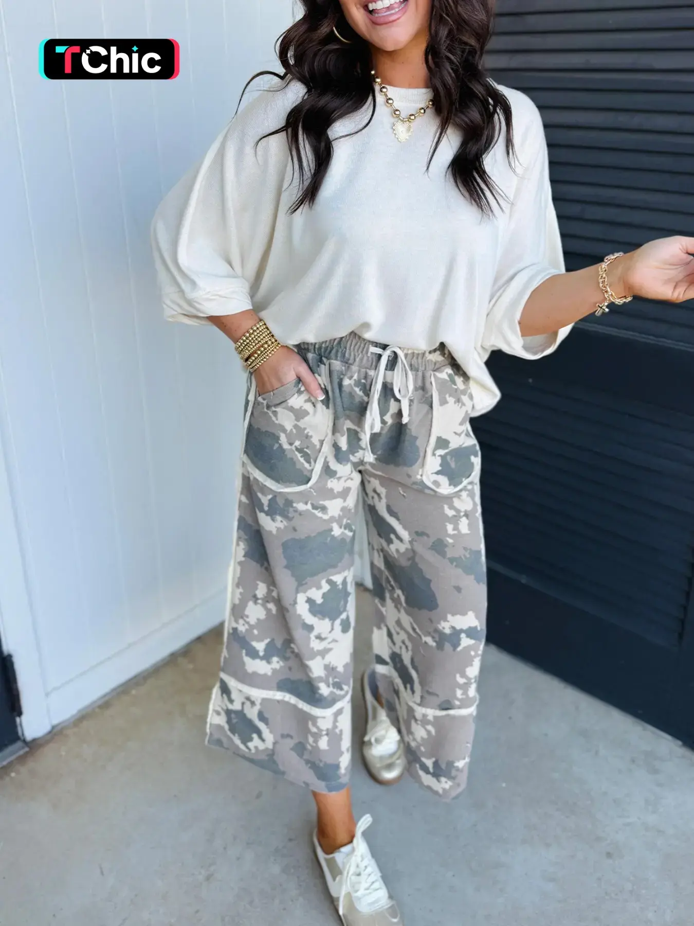 Summer Casual Abstract Print Loose High-Waisted Long Pants, Casual Trousers, Casual Summer Bottoms, Casual Lounge Pant, Comfortable Daily Wear, Trendy Fashion for Women, Fashion Casual Comfy, Perfect for Warm Weather
