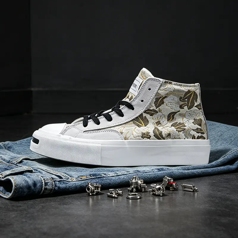 Unisex Preppy Vintage Floral Pattern Jacquard High-Top Vulcanized Rubber Sneakers, White Thick Platform Sole Retro Canvas Skate Shoes, Casual Wear Footwear (Size 43, US Men9.5/US Women10.5) for Teens