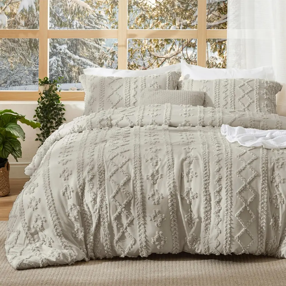 Extra Large Quilted Bohemian Style Comforter Set, 3pcs Farmhouse Embroidered Soft Jacquard Bedding, All Season Suitable, Perfect Gift for Women, Ideal for Room Decor