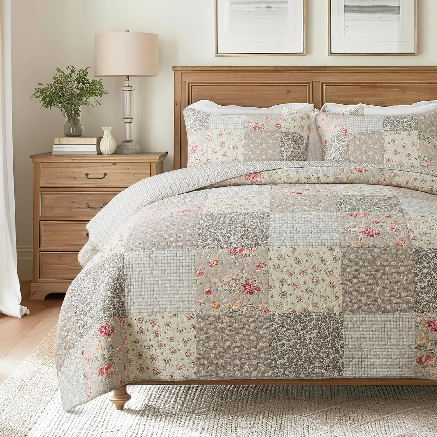 Walk in The Cotswolds Patchwork  Pieced Quilt Set -  Size with 2 Shams, Neutral Floral & Cream Cottage Quilted Bedspread,   Bedding for  Seasons