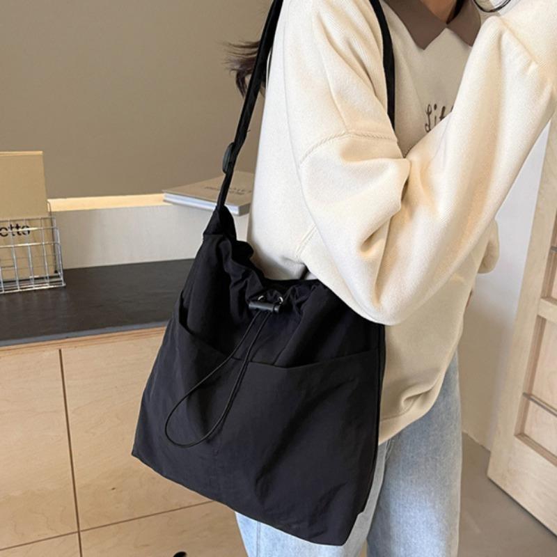 Casual fitness bag, new Korean-style casual crossbody bag, street-style simple shoulder commuter bag, bucket bag for women tote handbags luxury designer real