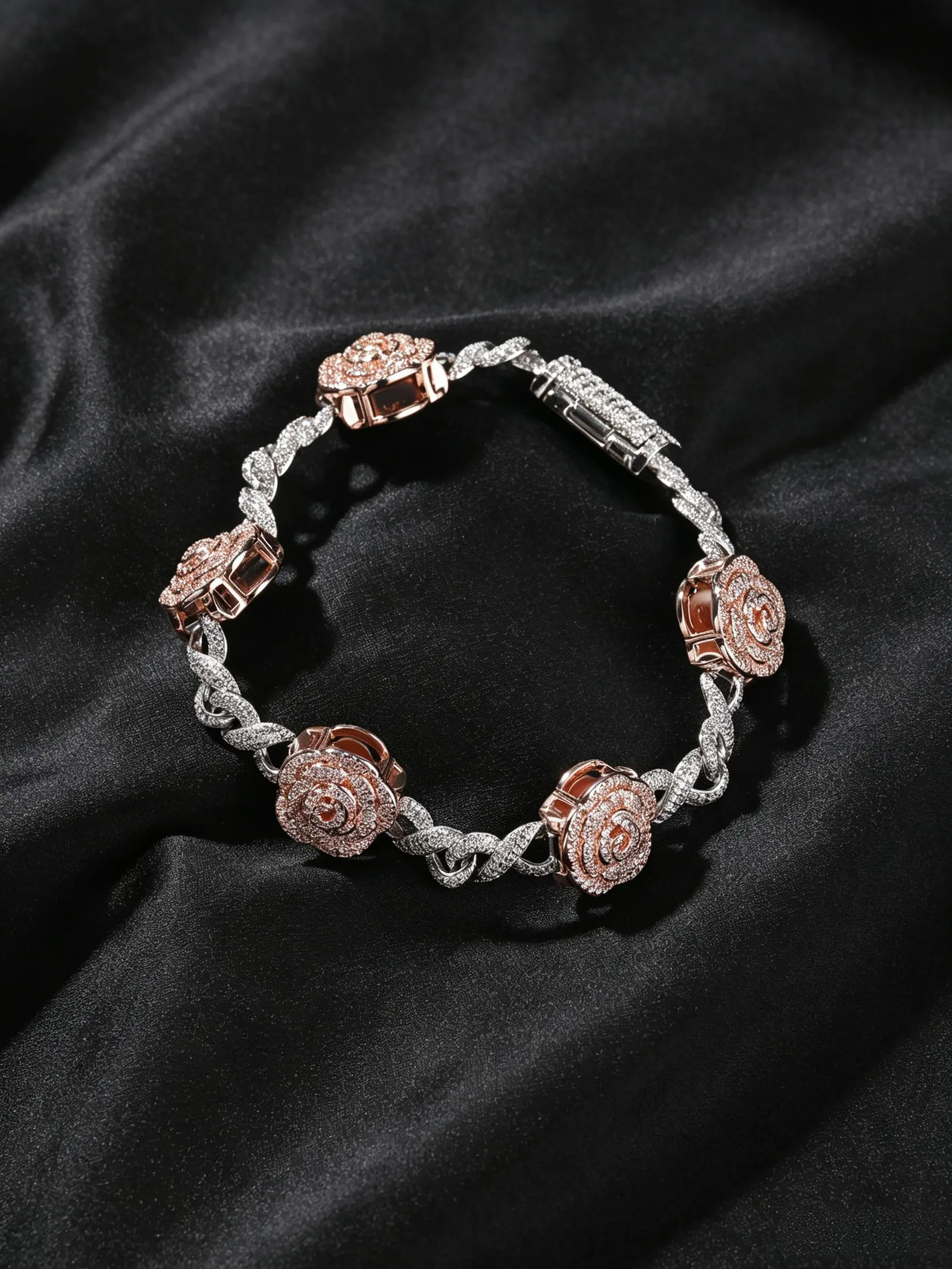 Creative Rose Flower Bracelet, Luxurious Zircon Embedded, Hip Hop Style, Unisex, Perfect Gift for Birthday and Anniversary