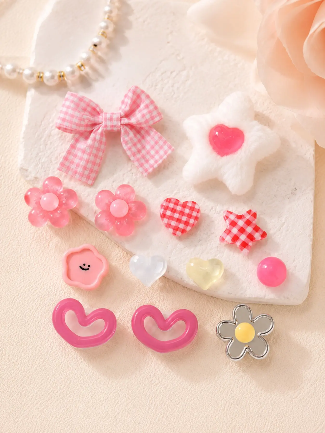 13pcs Heart Flower Shoe Charms Set, Cute Bow Star Plaid DIY Decoration Accessories, for Clogs Sandals, Women Girls