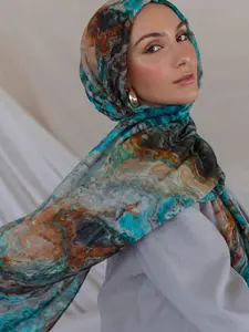 Lightweight Breathable Printed Hijab, Long Muslim Headscarf, Luxury Vacation Sun Protection Shawl, Qinglan Agate Marble Fluid Gradient Chiffon