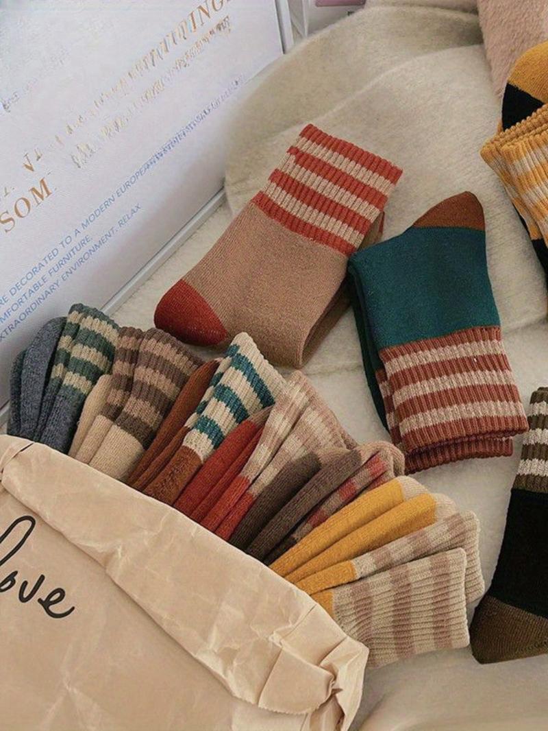 Thermal Lined Colorblock Striped Women's Socks, Soft Comfy Breathable Casual Socks for Daily Wear in Fall & Winter.