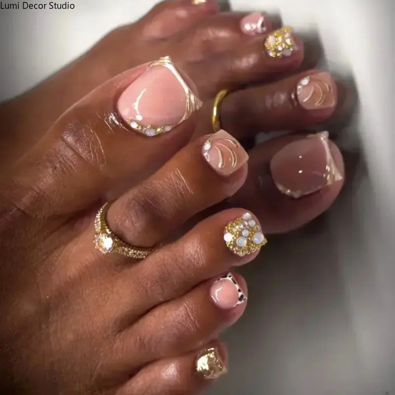 Rhinestone Pearl French Press-On Toenail Set - Glossy Glitter False Foot Nails for Sandals, Beach Trips and Summer Pedicure