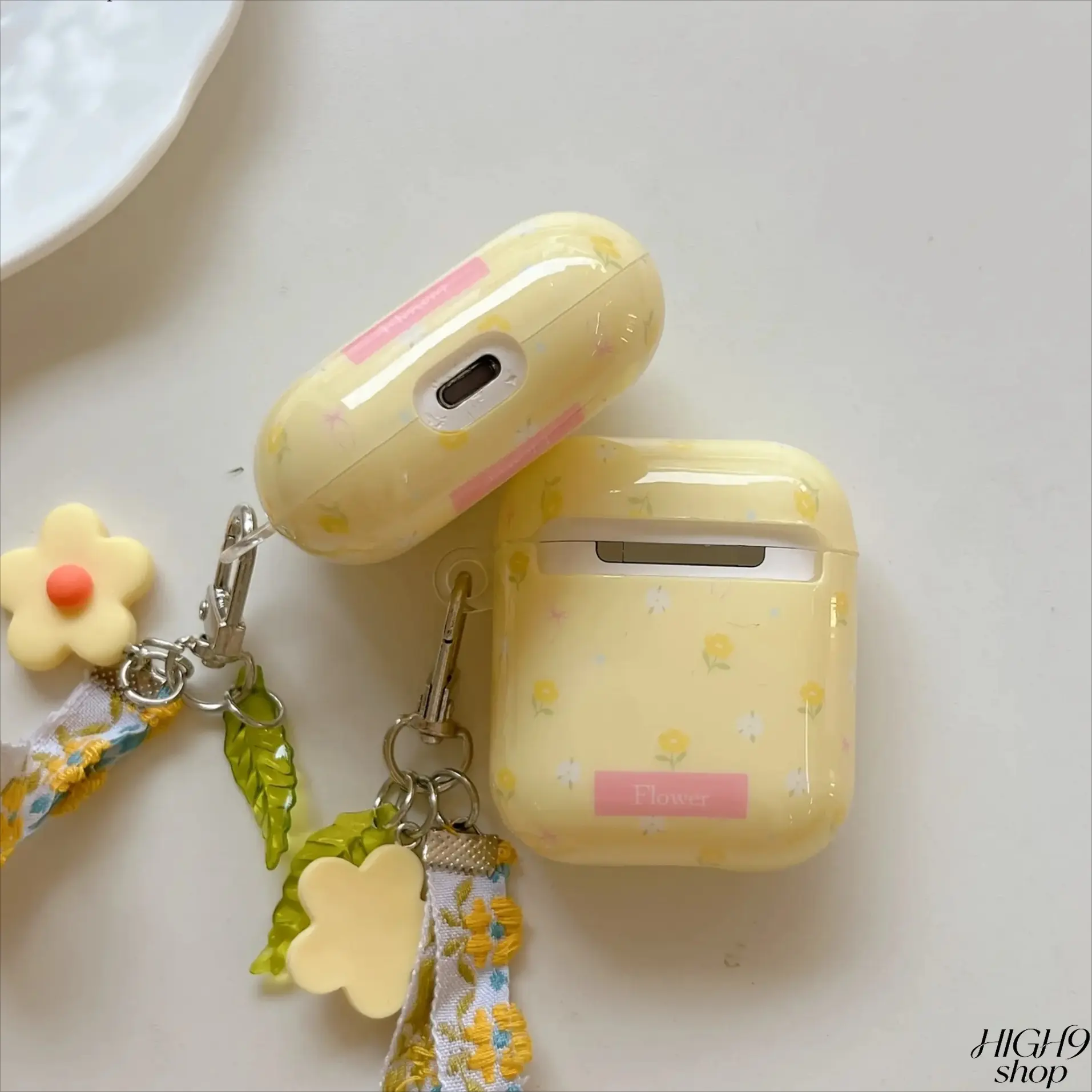 2026 New Pastel Yellow Floral Earbud Protective Case, Soft Silicone Shockproof Protective Cover Compatible With Multiple Earphone Generations, Cute Aesthetic Wearable Accessory For Women And Girls, Perfect For Daily Commuting, Travel And Outdoor Activitie