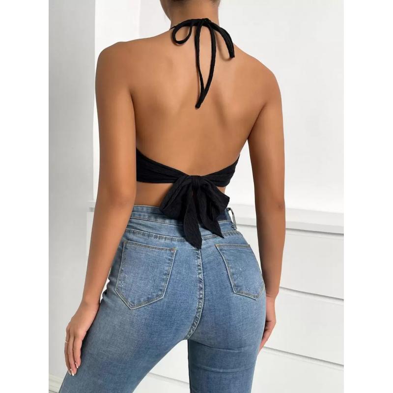 Backless Fringe Hem Halter Top, Women's Fringe Top, V-neck Slimming - Country Music Festival Outfit, Fringe Hem Bohemian Rodeo Vest, Casual sleeveless top with fringe trim, perfect for summer festivals.