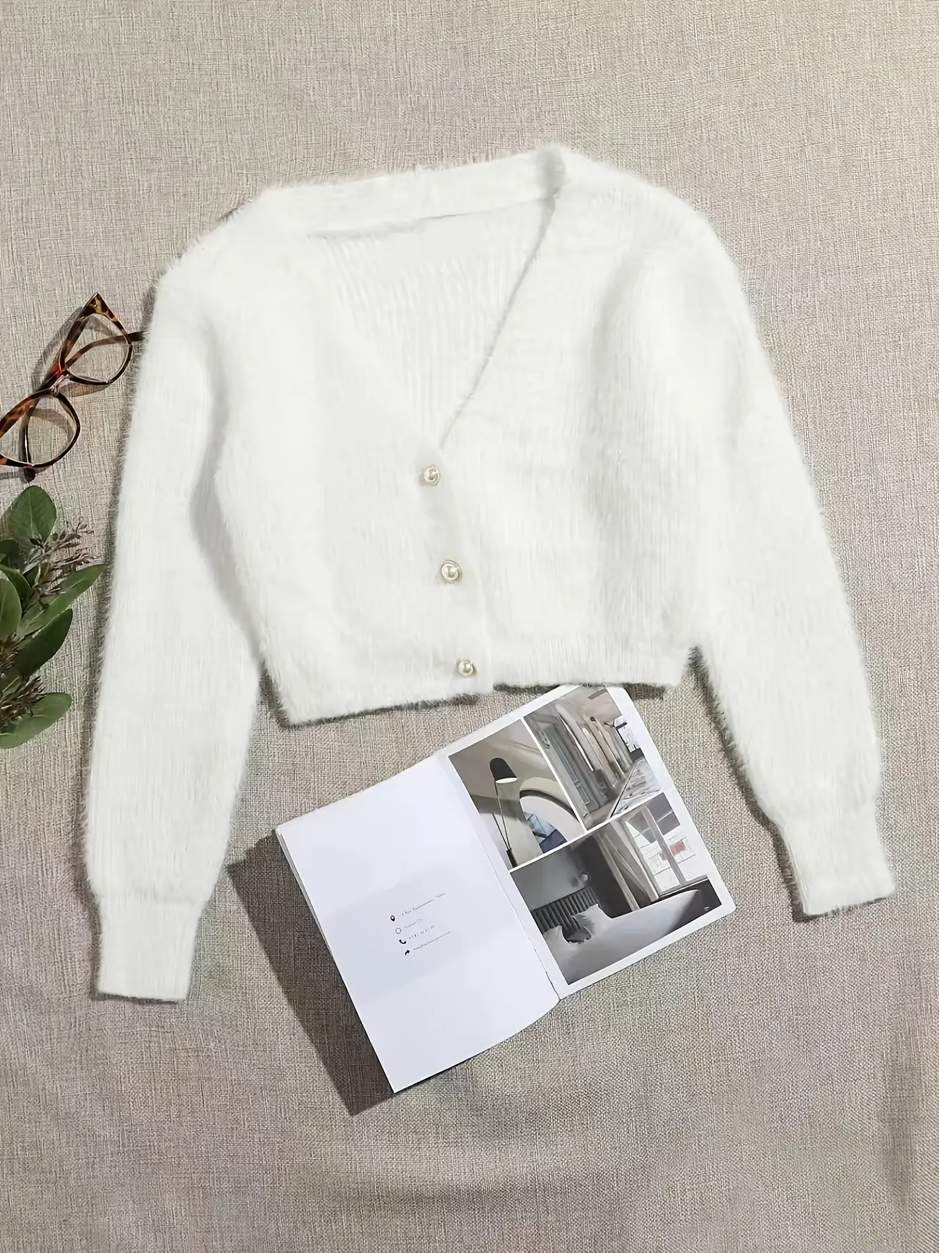 Women's Y2K V-Neck Knit Sweater, Fitted Long Sleeve Striped Design, Soft & Cozy, Perfect for Casual, Elegant Casual Knitwear, Fall & Winter Wear