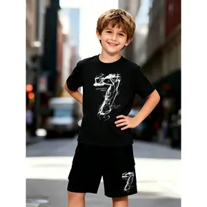 Cool-toned Minimalist Number 7 Print Short-sleeve and Shorts Set for Boys, Featuring a Lightweight, Cool, and Breathable Summer Fabric. The Set Includes a Loose-fitting Round-neck Top and Elastic-waist Shorts, Suitable for Daily Wear