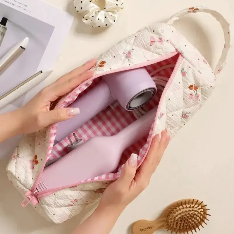 Floral Bowknot Quilted Hair Dryer and Curler Storage Bag, Portable Travel Hair Tool Organizer, Zipper Pouch, Travel Accessory