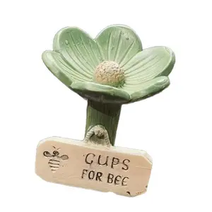 Green Flower-Shaped Resin Bee Waterer for Outdoor Garden, Bee Watering Station and Butterfly Water Feeder, Bee Bath for Pollinators, Hydration Spot to Support Pollinators on Lawn Decorative Bee Cup