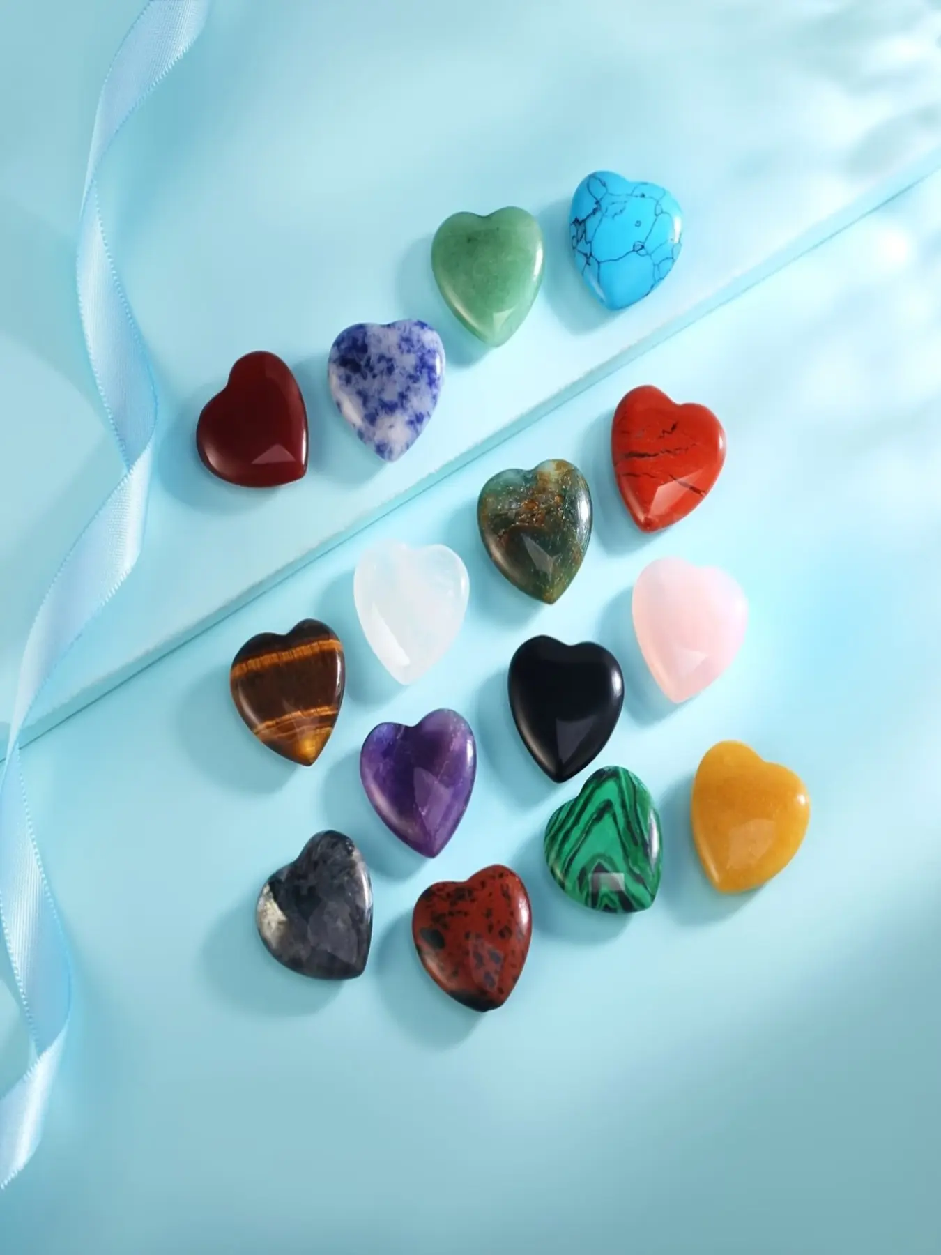5 Pieces Mixed Natural Heart-Shaped Crystal Palm Stones, Polished Healing Stress Relief Stones, Chakra Healing Crystals, Meditation Chakra Decor Gift, Random Colors