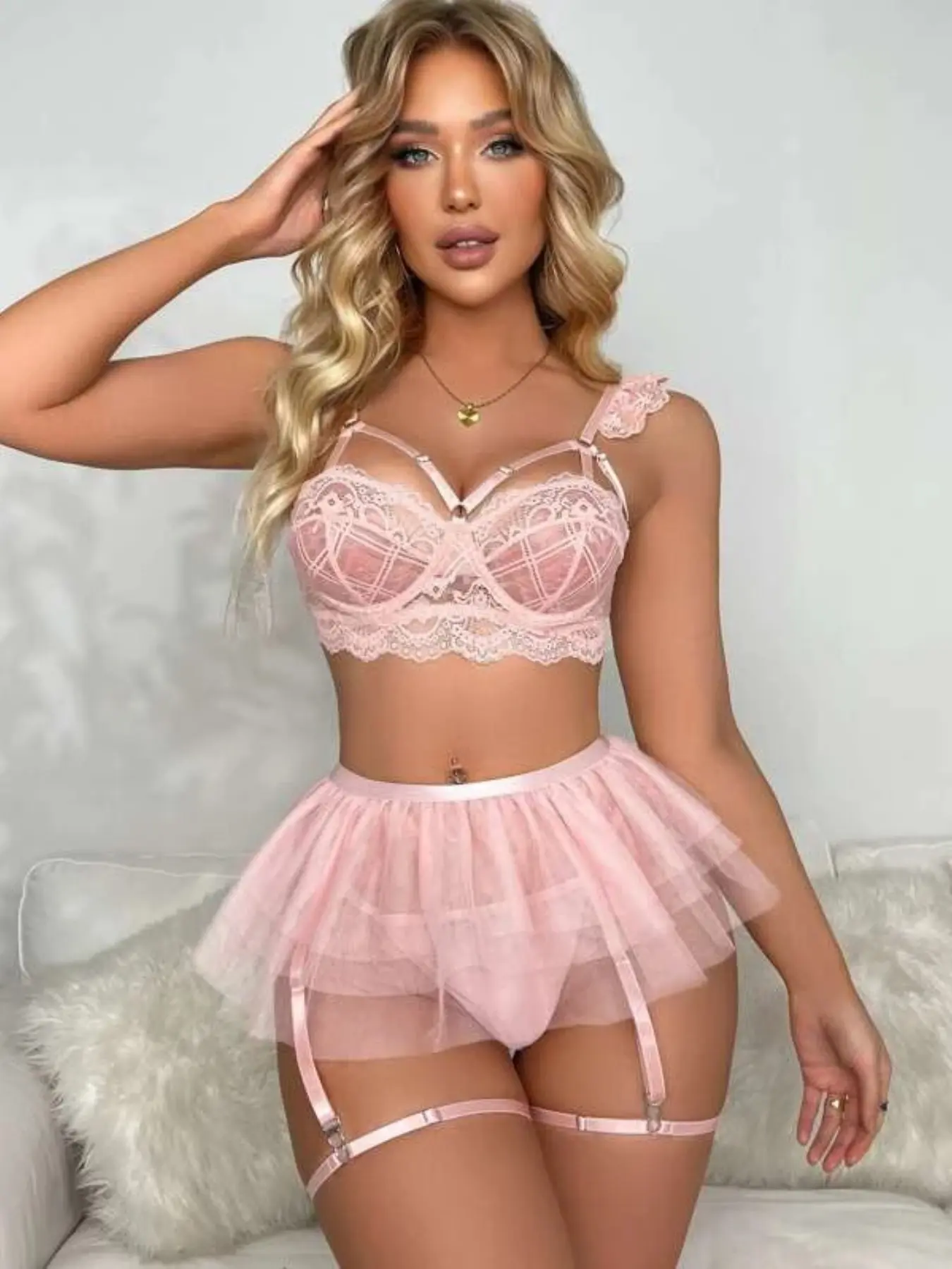 Women's Sexy Bra Set, 5-Piece Lace Patchwork Semi-Transparent Fabric, Ideal for Dates, Parties, Stage Performances, All Seasons