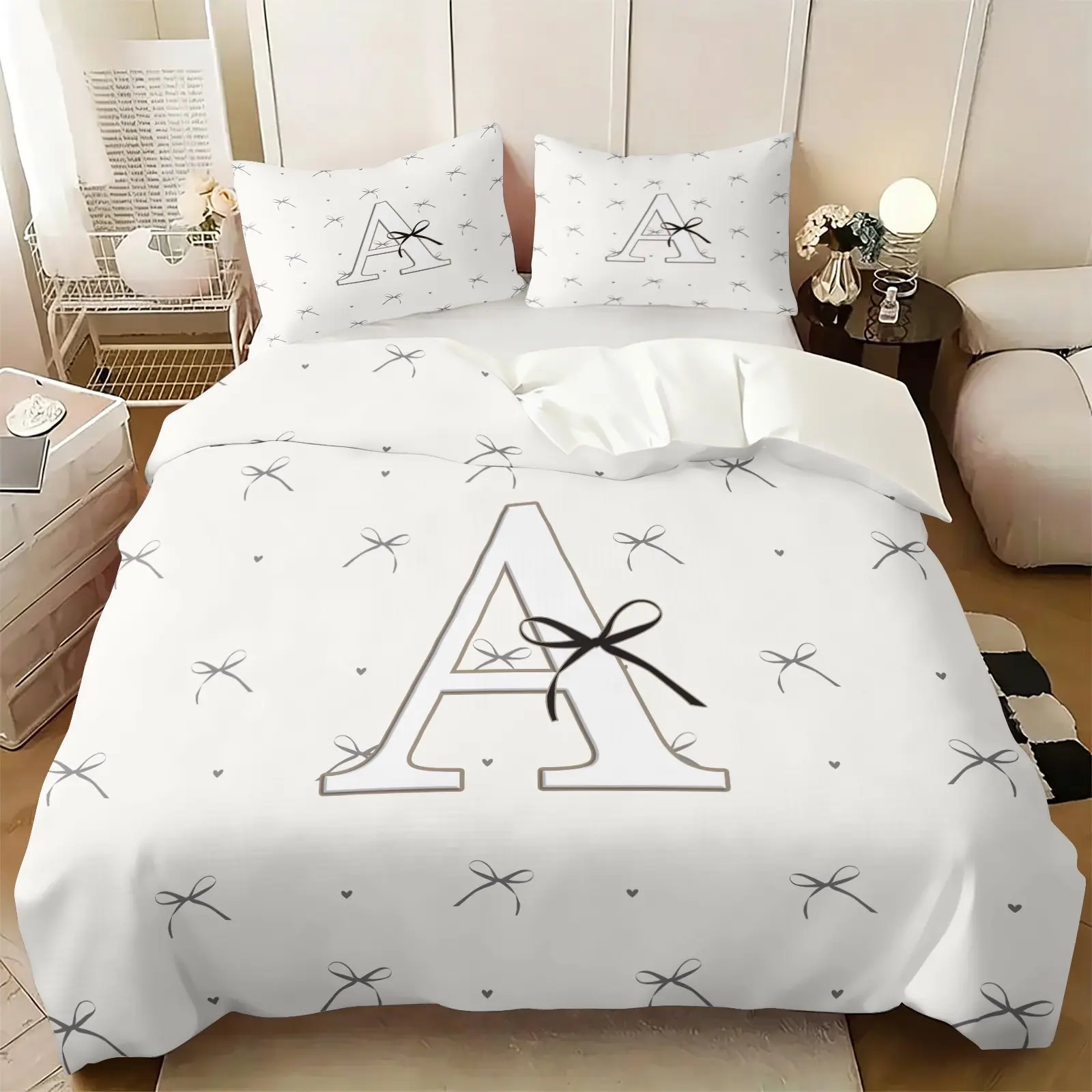 White Base Bow Initial A Duvet Cover Set, 1 Duvet Cover + 1-2 Pillowcases, Elegant Coquette Letter Bedding Set, Modern Preppy Romantic Bed Bedroom Decor Bedding for Women Teen Girls, Gift for Alphabet Bow Lovers