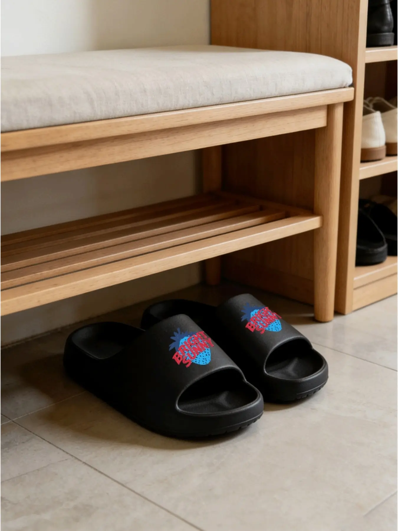 Men's New Trendy Strawberry Print Cloud Sandals, Lightweight Soft Eva Material, Comfortable Shock Absorption