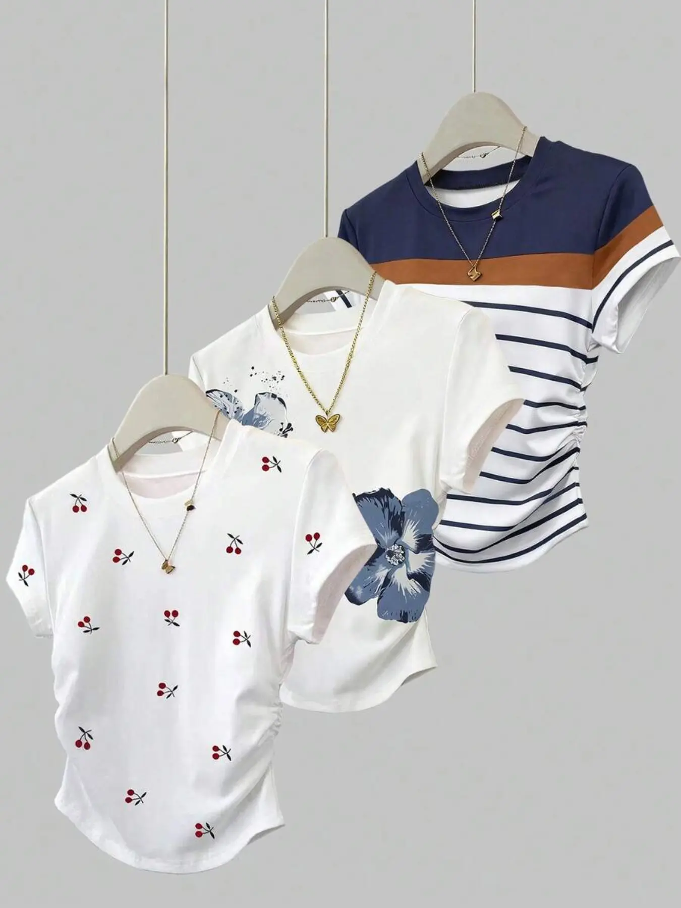 3 Piece Mixed Women's Summer Casual Printed Cute Pleated Short Slim Short-sleeved Round-neck T-shirt, Printed T-shirt, Fashionable Versatile Daily Wear