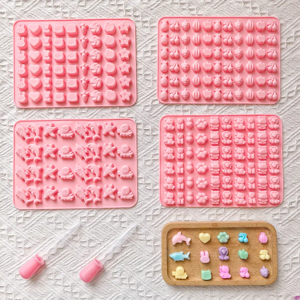 4-piece set Mini gummy silicone mold marine animal/rabbit radish/teddy bear lion/fruit chocolate candy mold with 2 pink droppers Candy Molds Silicone