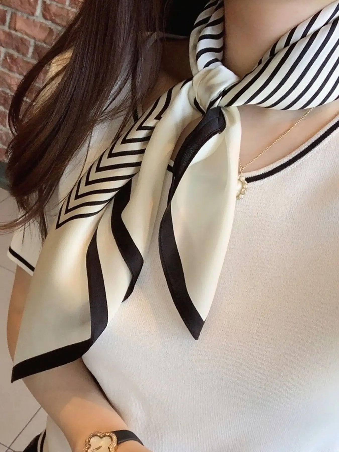 Women's Fashion Striped Print Headscarf 70x70cm, New Silk Scarf Large Wrap Shawl, Casual Fitted Design, All Seasons Wear