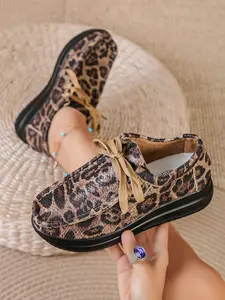 Vintage Leopard Print Loafers, Thick Sole Round Toe Casual Shoes, PU Leather Rubber Sole, Medium Width, All Seasons Comfort