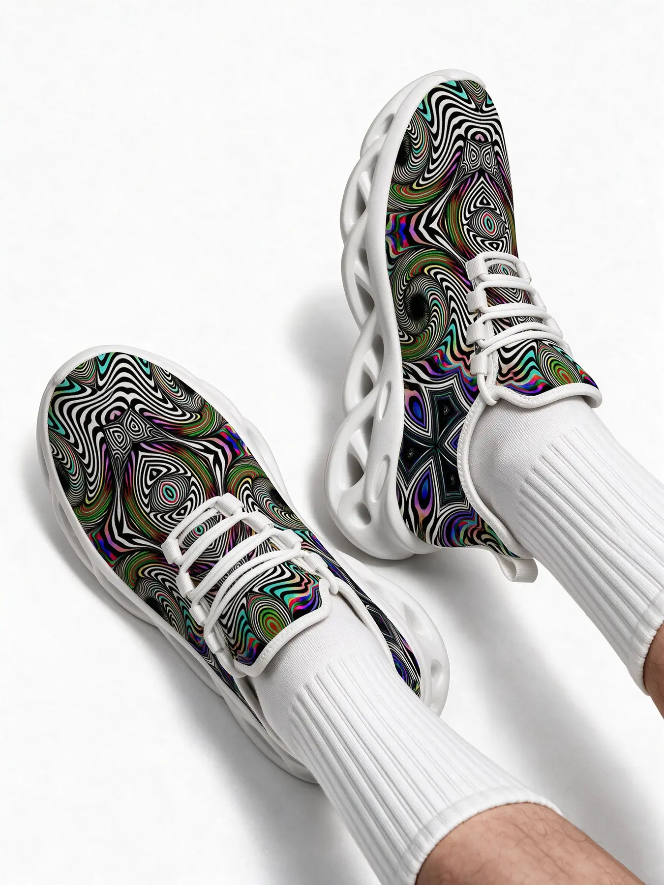 Trippy Psychedelic Wavy Kaleidoscope Pattern Chunky Sneakers for Men Women, Colorful Optical Illusion All Over Print Mesh Shoes, Comfort Non Slip Fashion Footwear for Rave Festival Holiday Outdoor Daily Wear