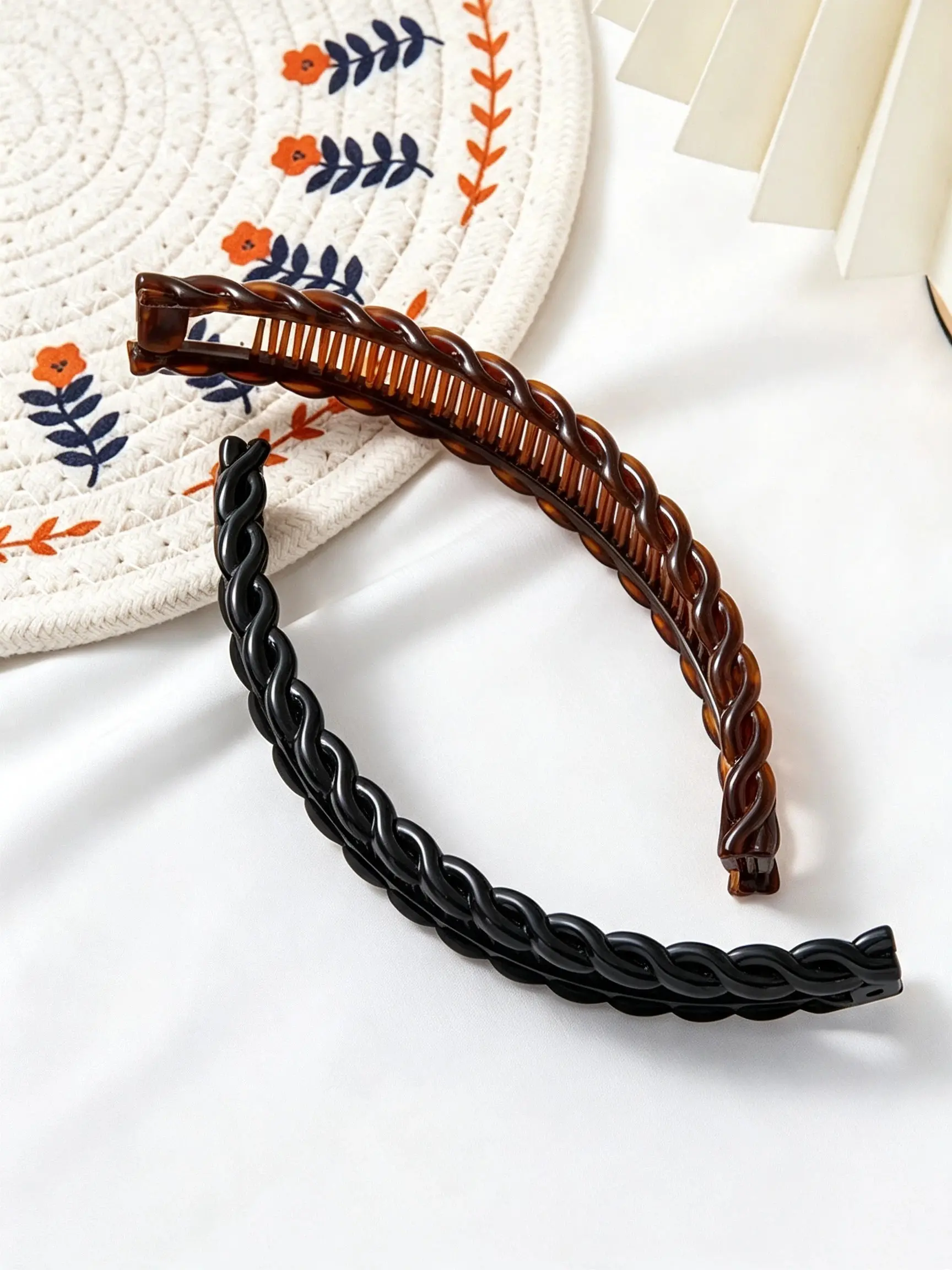 2pc Elegant Banana Hair Clips for Women, Non-Slip Multi-Teeth Comb, Ideal for Daily Use & Travel, All-Season Accessory