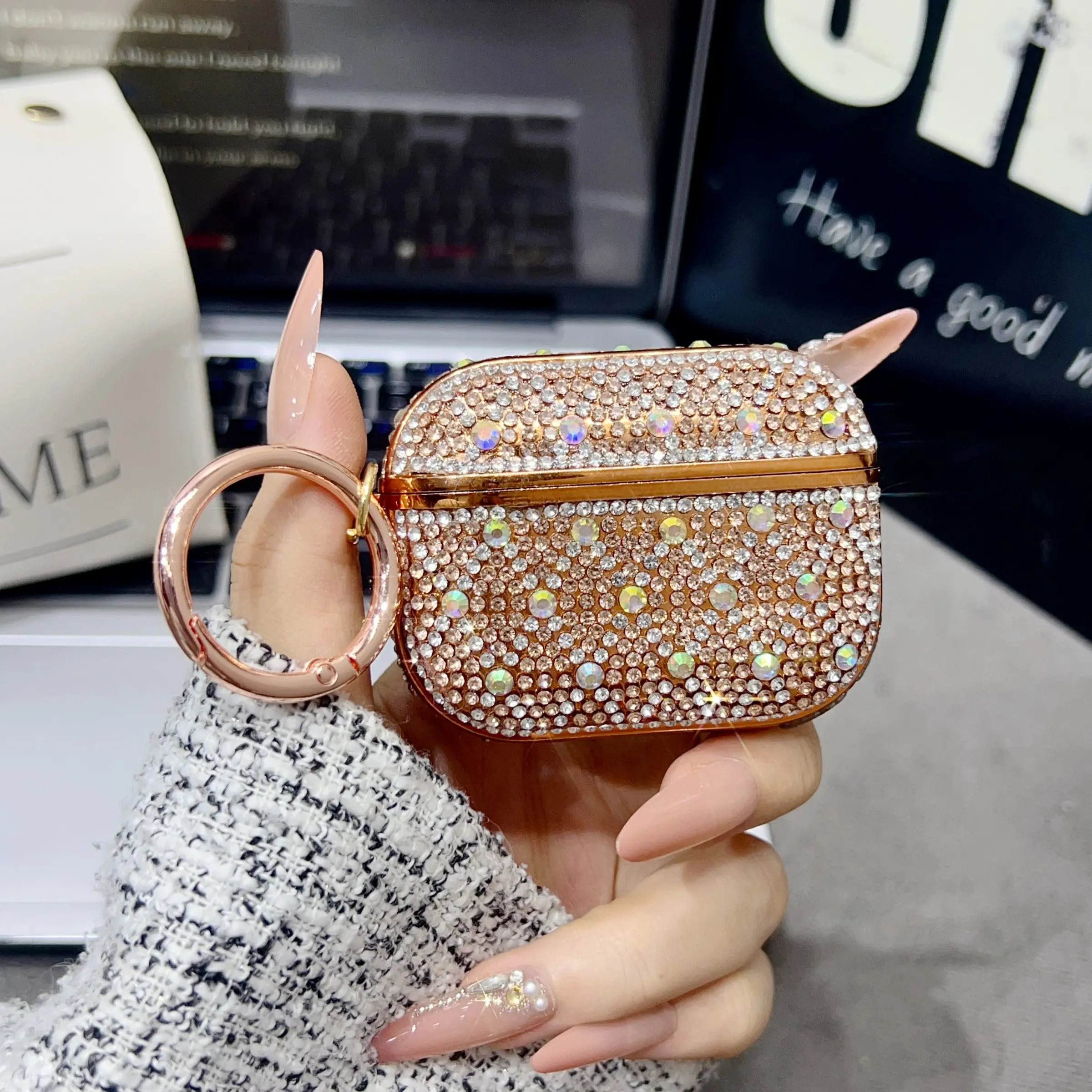 Luxury Rhinestone Earbud Case for AirPods Pro3, Wireless Bluetooth-compatible Earphone Protector, Anti-Drop and Scratch Protection, Fashion Gift for Women